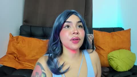 Nia online show from September 19, 2:16 am