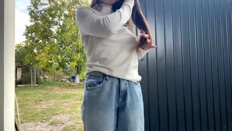 Nicol online show from September 10, 2:18 pm