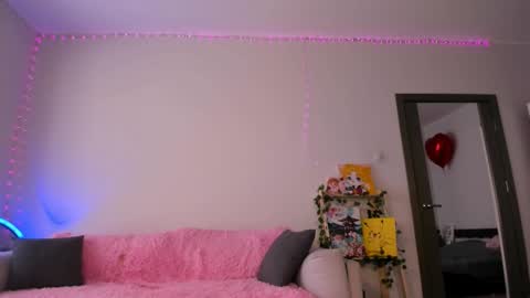 Nymph bliss online show from February 20, 6:19 am