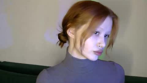 nyra_thira online show from February 4, 11:47 am