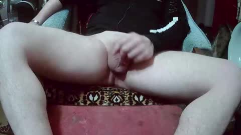 Snapshot of nyunyu1981 chatting on January 6, 12:35 pm nyunyu1981 online show from January 6, 12:35 pm