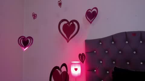   online show from February 12, 8:49 am