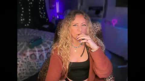 nyxxen online show from March 8, 5:00 am