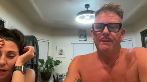 SimplyUs online show from September 13, 9:56 am