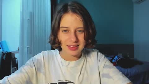 Evie online show from January 2, 1:51 pm