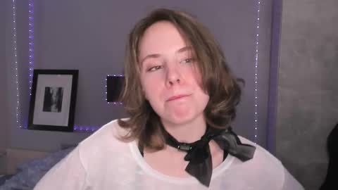 Leah online show from March 21, 8:09 am