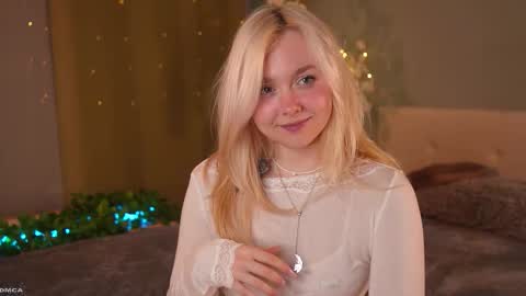 Alice online show from December 2, 8:51 pm