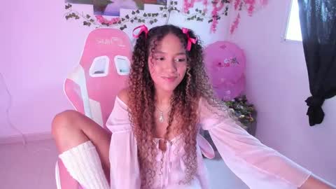 Snapshot of odette_ornela chatting on September 13, 8:00 pm Odette online show from September 13, 8:00 pm