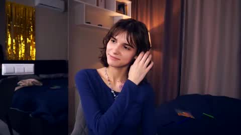 Thea online show from March 6, 10:15 pm