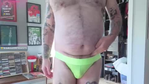 Office Dad online show from November 24, 6:28 pm