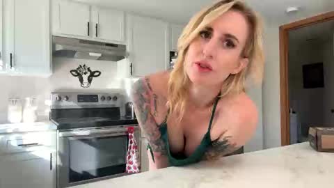 Tams online show from October 13, 3:14 pm