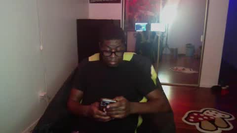 Money online show from December 7, 4:04 am