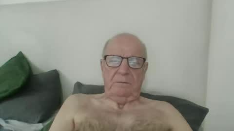 oggi95 online show from November 5, 3:36 pm