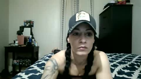 Lit en Cama online show from January 9, 6:08 am