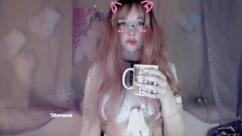 Snapshot of oh_pichuu chatting on February 13, 11:58 pm Milly online show from February 13, 11:58 pm
