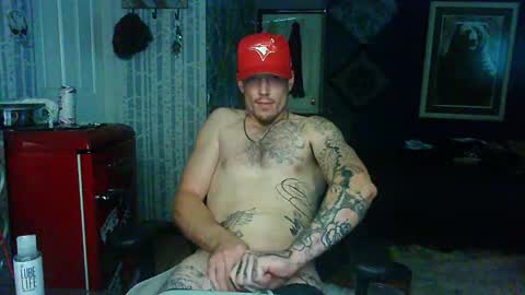 Snapshot of oh_you_know69 chatting on October 26, 12:44 am who dares  toss me some  tips lets have fun online show from October 26, 12:44 am