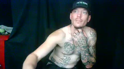 who dares  toss me some  tips lets have fun online show from June 22, 7:43 pm