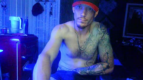 Snapshot of oh_you_know69 chatting on September 30, 9:31 am who dares  toss me some  tips lets have fun online show from September 30, 9:31 am
