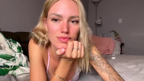 Kelly online show from February 18, 2:16 am