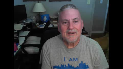 Snapshot of ohfukitsbob chatting on September 15, 2:29 pm ohfukitsbob online show from September 15, 2:29 pm