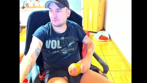 Chris online show from December 27, 5:26 pm