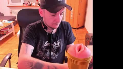 Chris online show from April 13, 4:00 pm