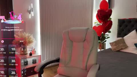 Emma online show from February 20, 1:38 am