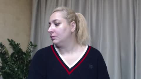 Iren online show from November 15, 8:38 am