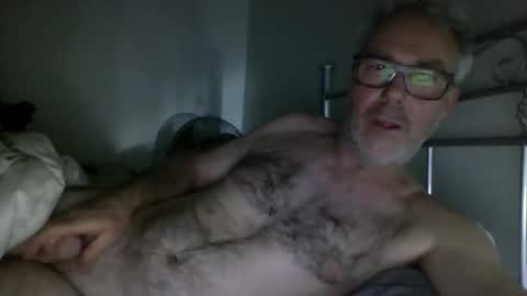 oiledcouple1 online show from October 23, 9:33 am