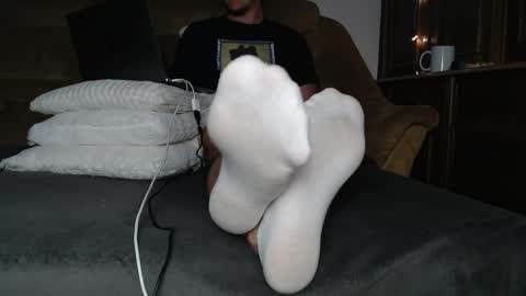 okayletschill online show from April 10, 11:09 pm