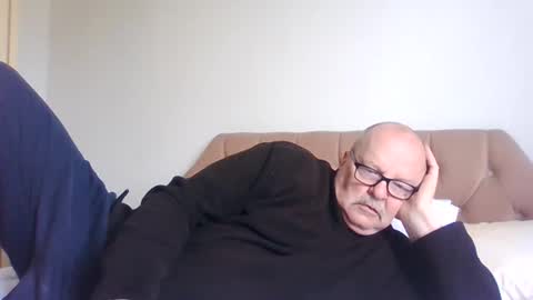 old_fkrr_ online show from April 18, 9:22 am