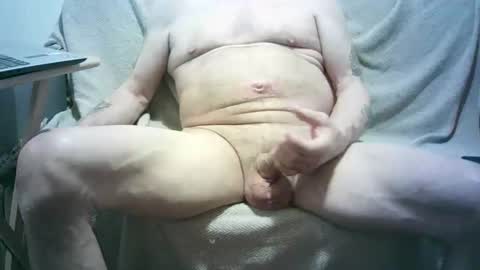 oldercock1411 online show from March 5, 10:30 pm