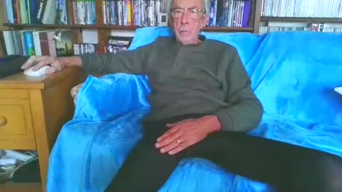 Snapshot of oldhornydick chatting on January 5, 9:36 pm oldhornydick online show from January 5, 9:36 pm