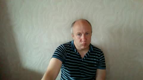 Snapshot of oleg365 chatting on October 12, 6:28 am figaro online show from October 12, 6:28 am