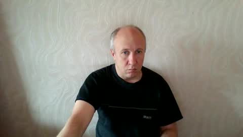 Snapshot of oleg365 chatting on October 15, 8:04 am figaro online show from October 15, 8:04 am
