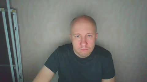 Snapshot of oleg365 chatting on December 28, 6:39 am figaro online show from December 28, 6:39 am