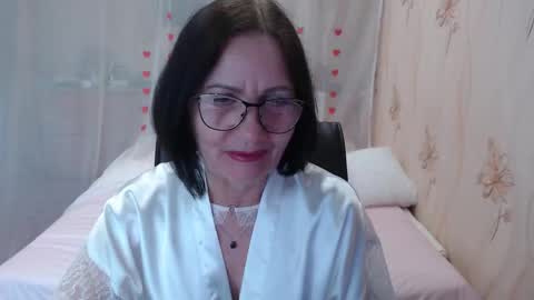 Snapshot of olgahottie chatting on September 23, 11:11 pm OlgaHottie online show from September 23, 11:11 pm