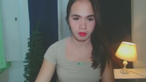 Snapshot of oliva_red chatting on October 14, 12:52 pm oliva_red online show from October 14, 12:52 pm
