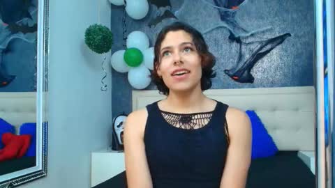 Oliver  online show from October 25, 11:49 pm