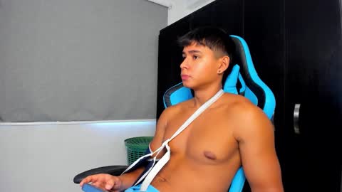 Oliver bray online show from September 27, 3:54 pm