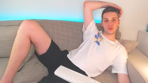 Oliver online show from March 2, 5:58 pm