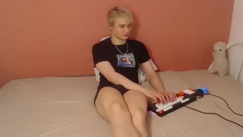 Oliver online show from April 13, 1:32 am