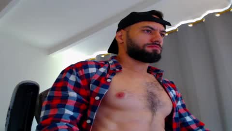 oliver online show from October 7, 3:08 pm