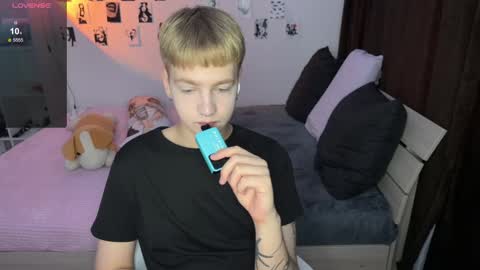 oliver online show from September 21, 7:12 am