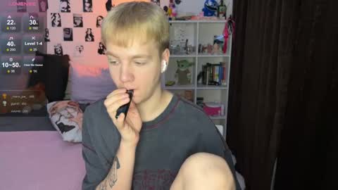 oliver online show from November 12, 2:19 pm