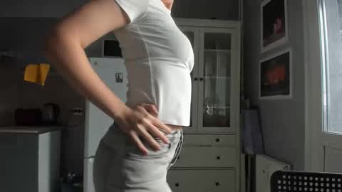 olivia__dream online show from May 5, 3:40 pm