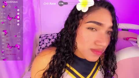 Snapshot of olivia_fx chatting on October 2, 6:34 am Maria online show from October 2, 6:34 am