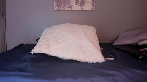 Olivia online show from October 10, 4:02 pm