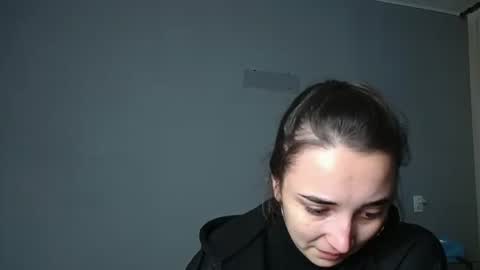 Olivia online show from November 23, 5:55 pm