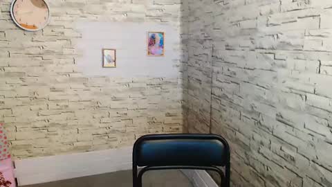 Olivia online show from February 10, 2:16 pm